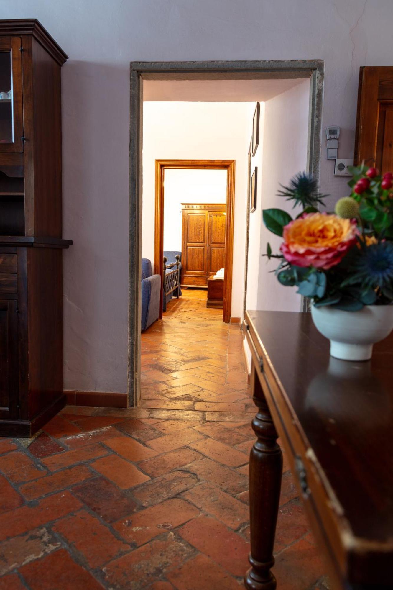 Apartamento Classico Fiorentino 5 - 10 Min Ponte Vecchio E Palazzo Pitti Florencia